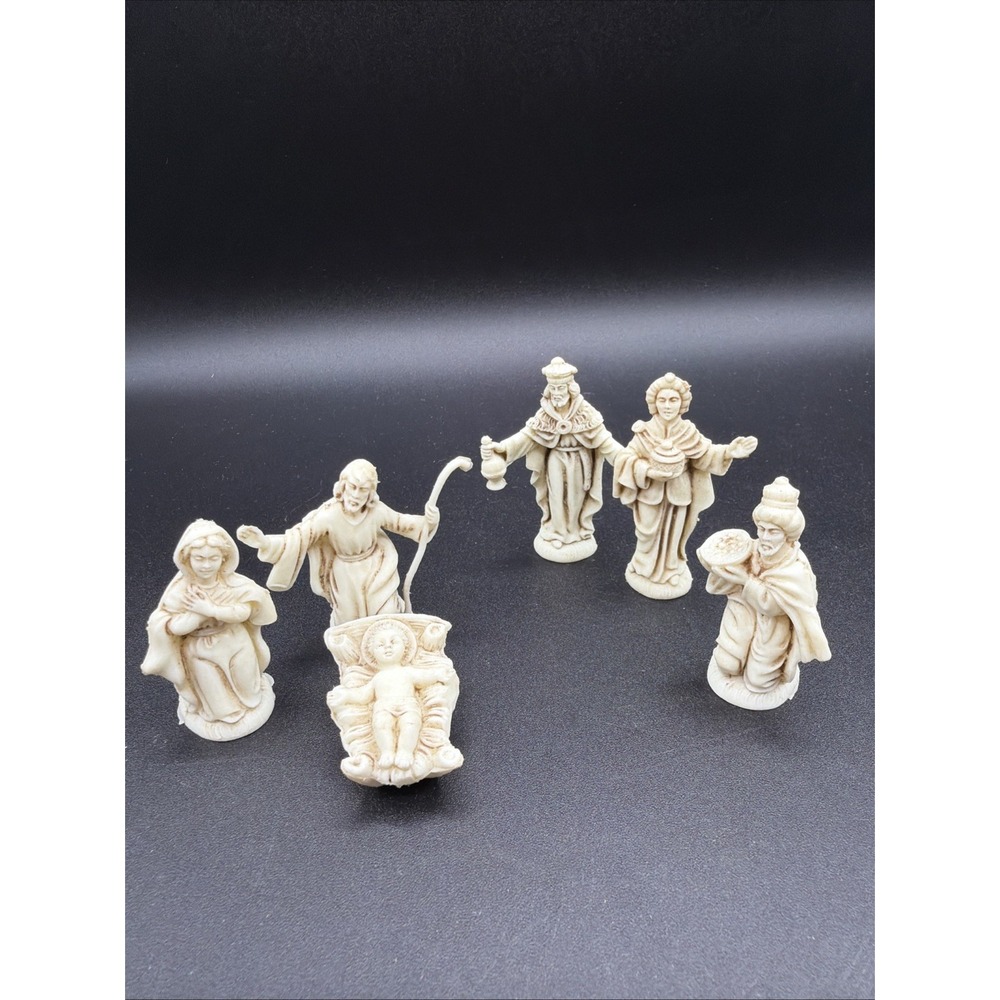 Vintage Miniature Christmas Nativity Italian plastic 6 pc set